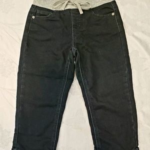 Girl's Capri-Length Pants